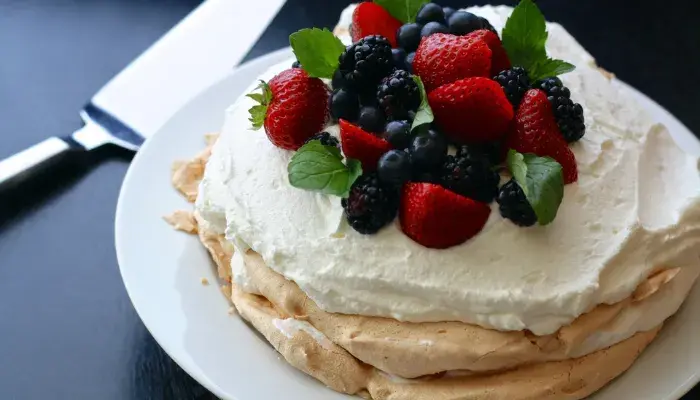 Pavlova de Frutas Vermelhas