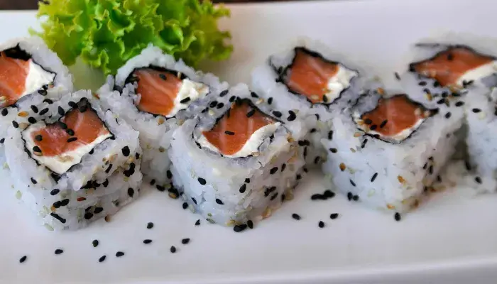 Uramaki de Salmão