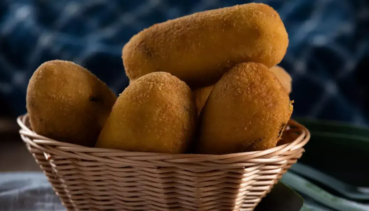 Bolinho de Mandioca Assado