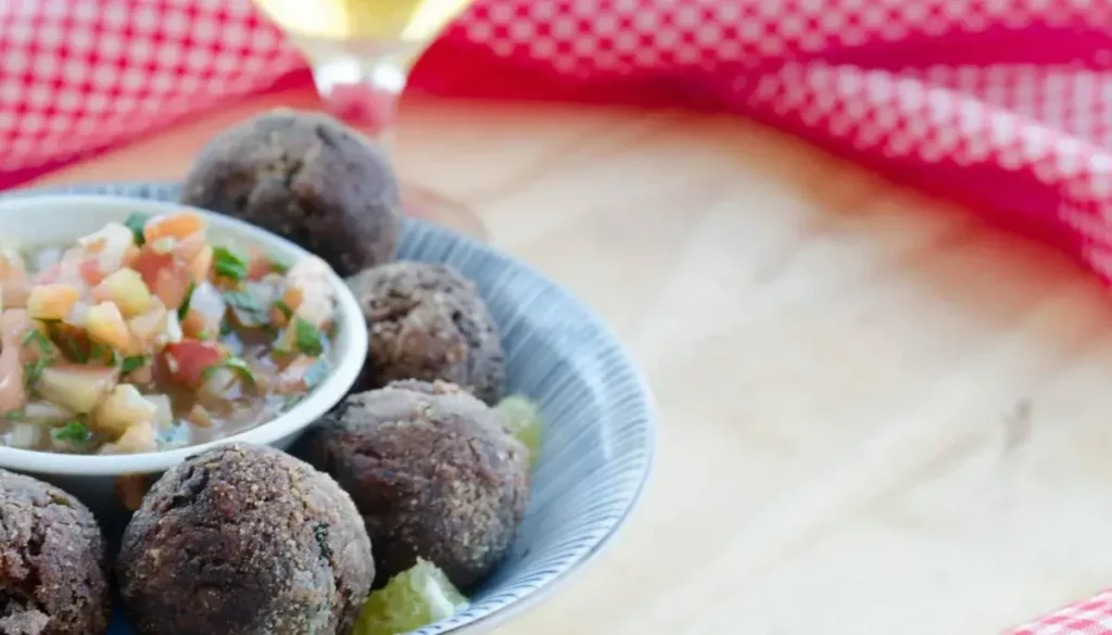 Bolinho de Feijoada Fácil